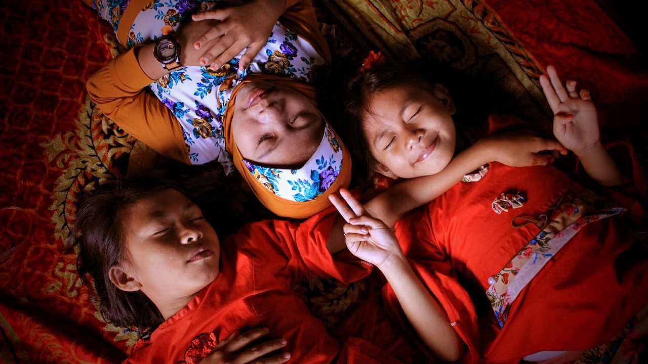 Aromaterapia para os Pequenos: Guia Seguro de Óleos Essenciais para Acalmar, Proteger e Cuidar das Crianças