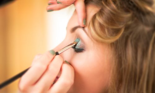 Sombras Naturais: Beleza Colorida sem Agressão à Pele