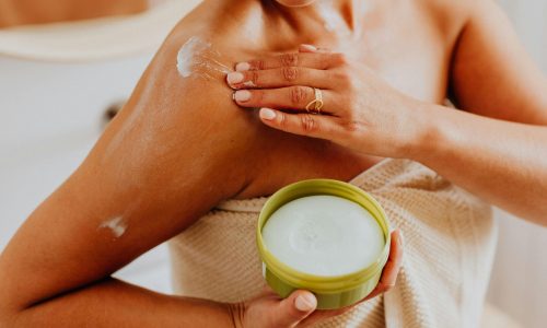 Hidratantes Naturais Mais Eficazes e Como Usá-los – Guia Completo
